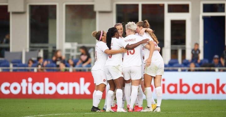 canadian womens soccer come together to celebrate